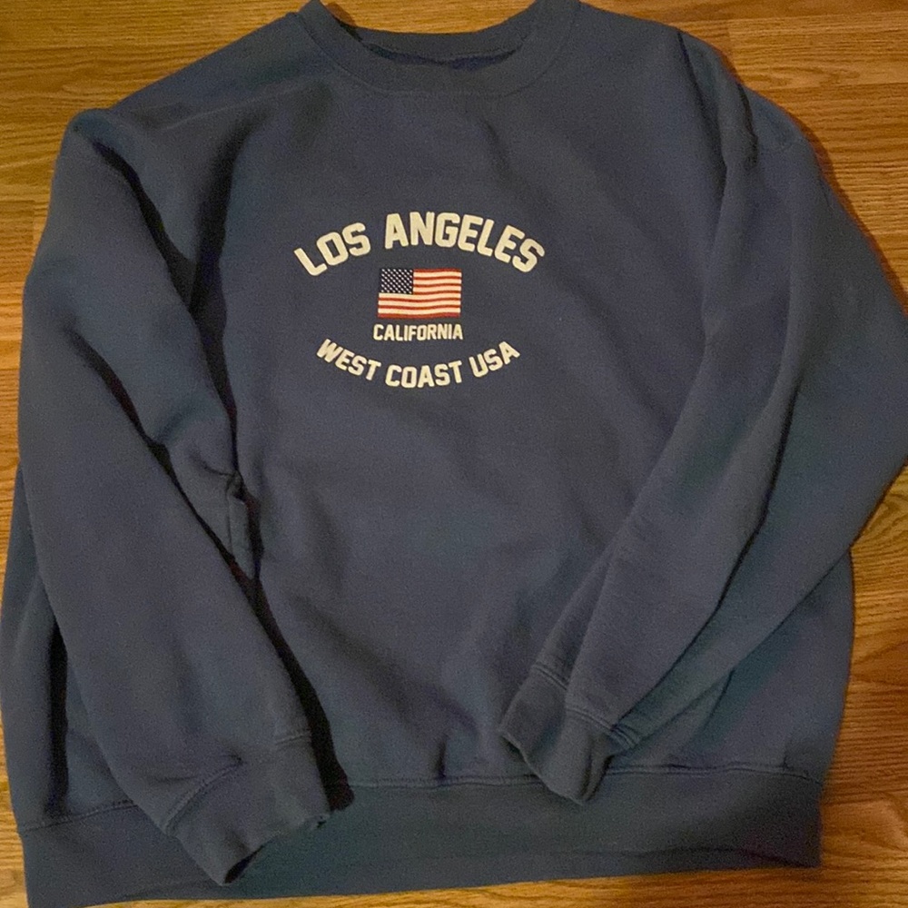 Women’s sweatshirt